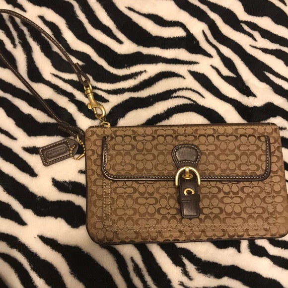 Coach wristlet - Picture 1 of 2